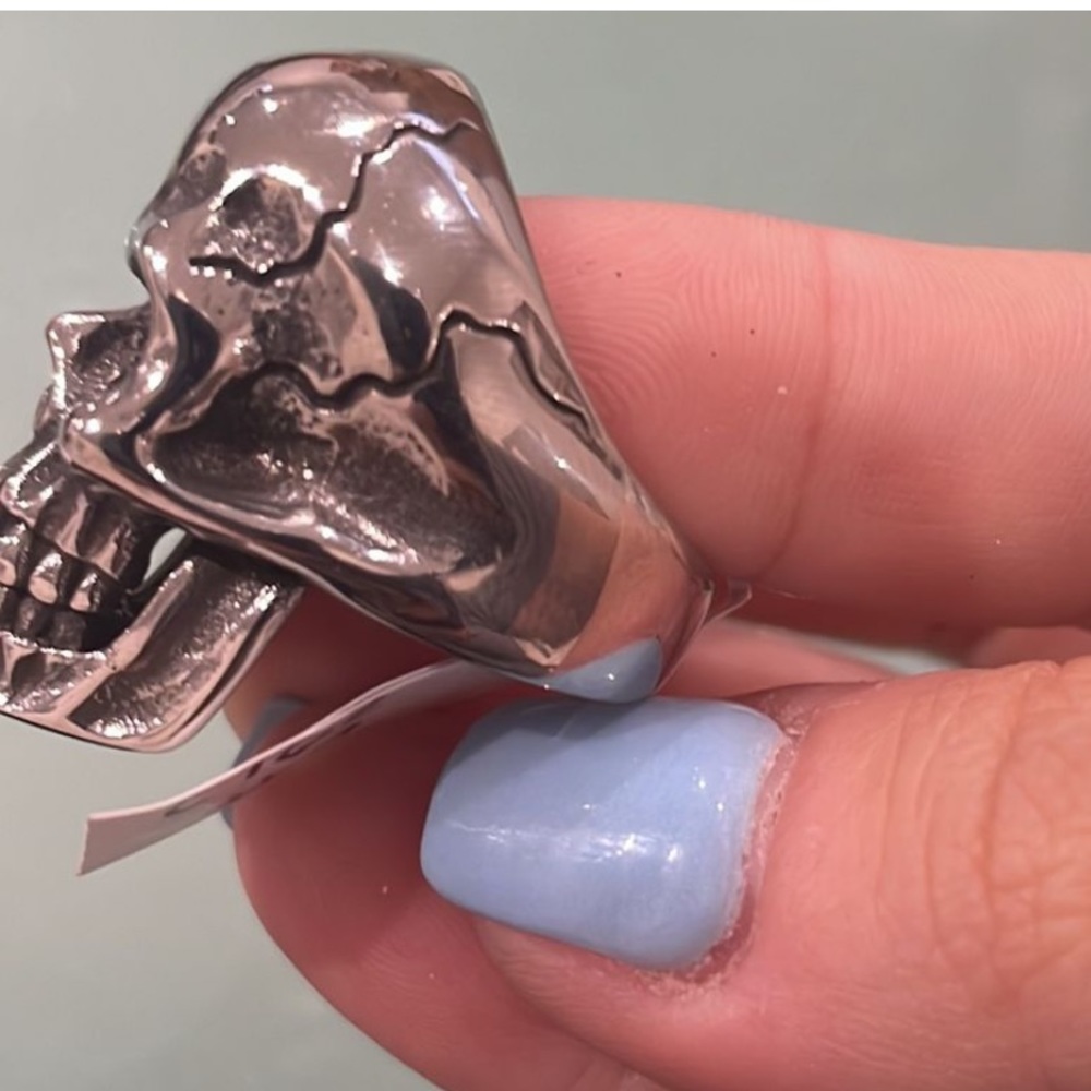 Skull ring - Picture 3 of 3